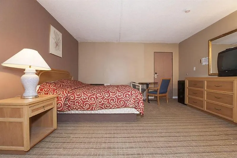 **** Hotel Motel 6 Niagara Falls, On Near The Falls Canada