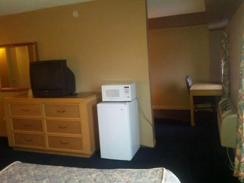 Motel 6 Niagara Falls, On Near The Falls Hotel