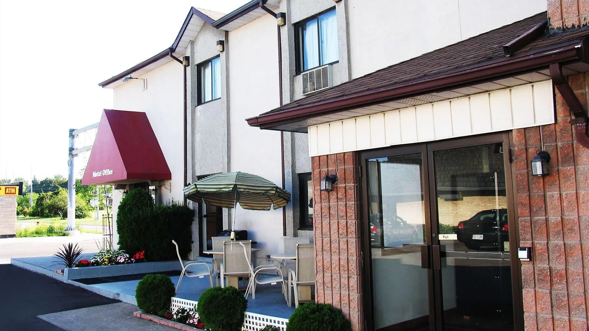 Motel 6 Niagara Falls, On Near The Falls
