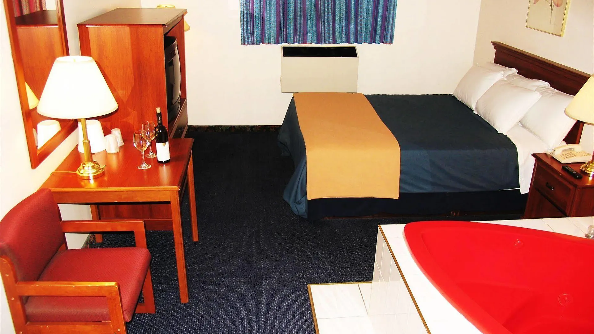 Motel 6 Niagara Falls, On Near The Falls Hotel